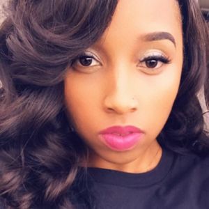 Meet your Posher, Dominique